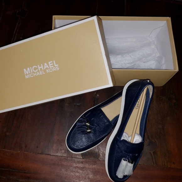 Michael Kors Leather Loafer - New in box - Picture 1 of 4